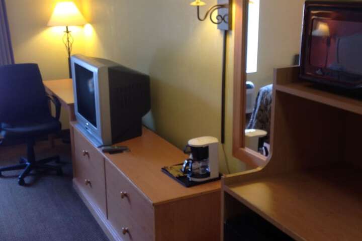 Room 18 of 35
