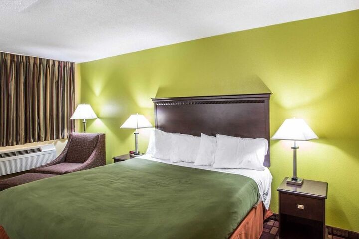 Room 20 of 24