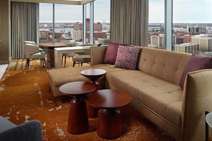Omni Louisville Hotel