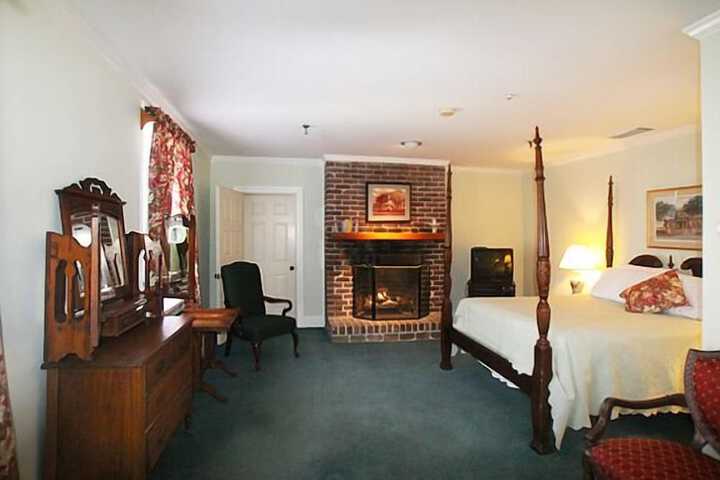 Room 70 of 170