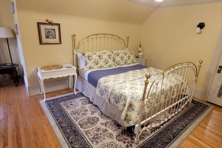 Room 13 of 39