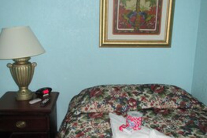 Dixie Hotel