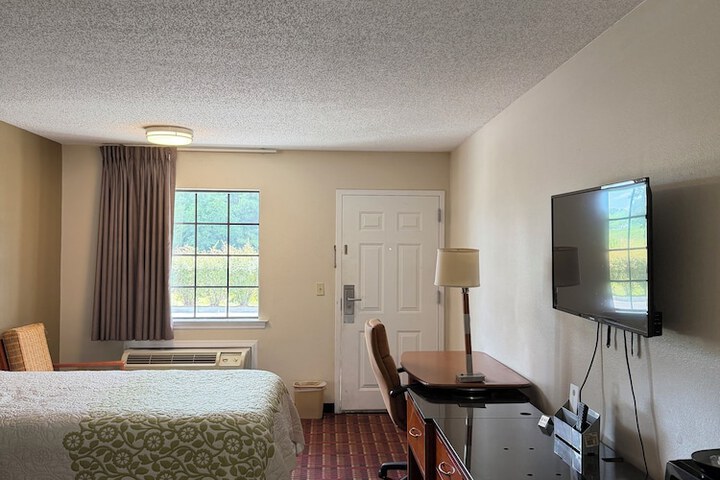 Peach Tree Inn