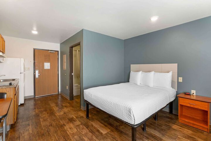 Room 13 of 24