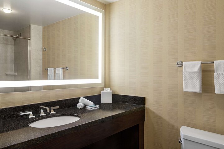 Room 45 of 121