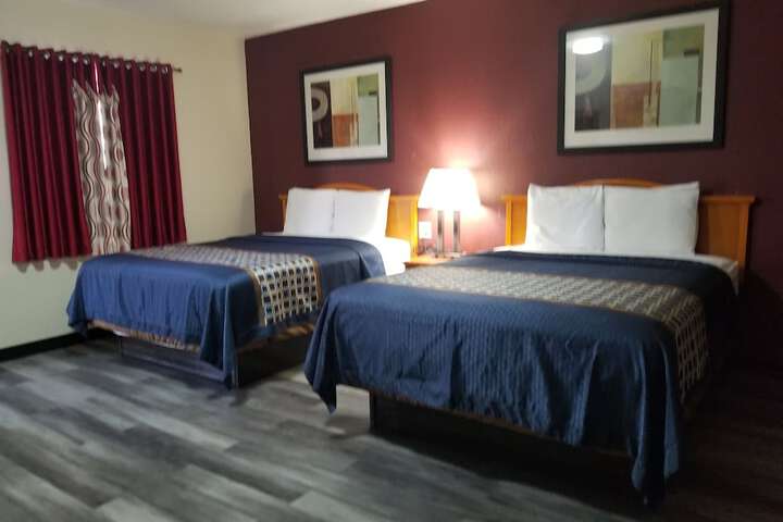 Room 18 of 65