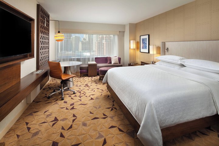 Room 32 of 126