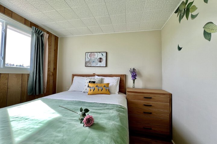 Room 42 of 58