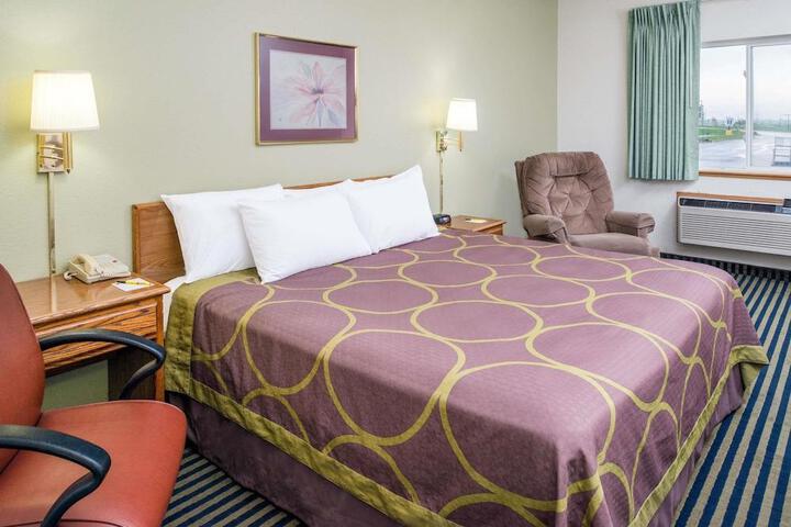 Super 8 Motel Gretna