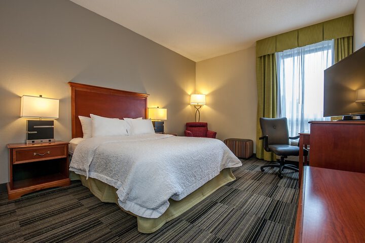 Room 21 of 32