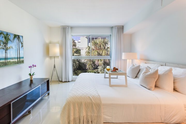 Beach Haus Bal Harbour