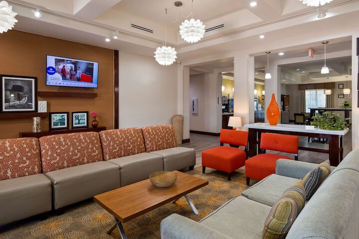 Hotel Interior 10 of 28