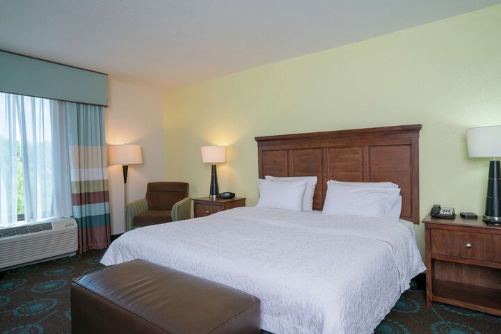 Room 28 of 58