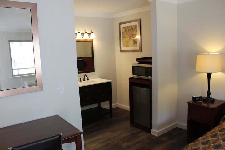 Room 19 of 23