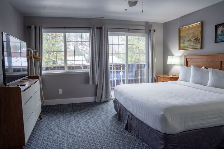 Room 34 of 86