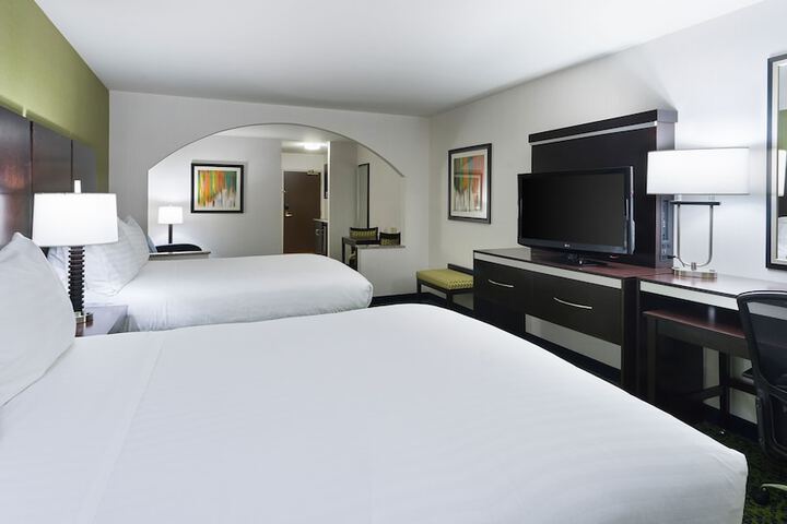 Holiday Inn Express & Suites Stroudsburg-Poconos by IHG