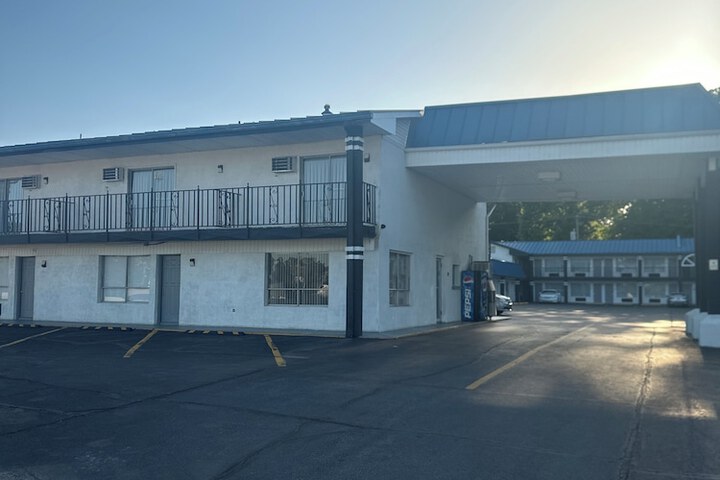 Days Inn by Wyndham Jacksonville
