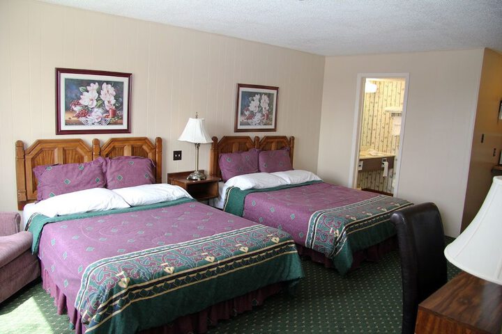 Room 4 of 19