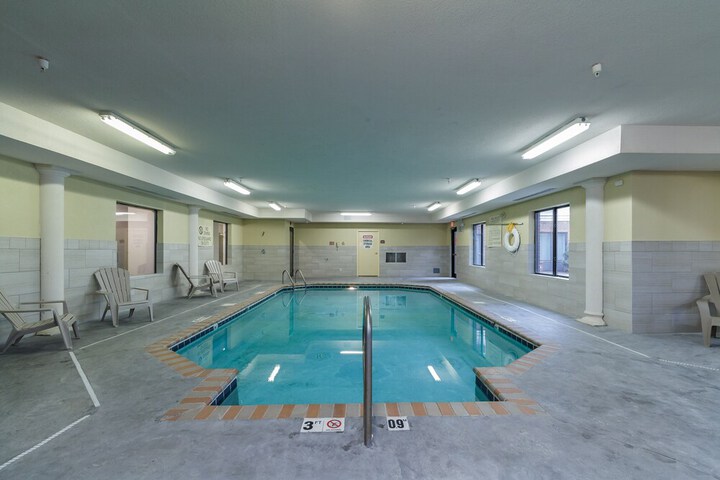 Holiday Inn Express Hotel & Suites South Bend by IHG