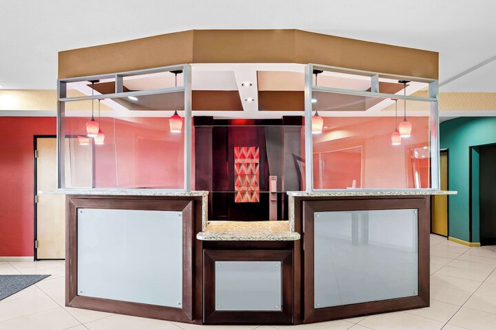 Best Western Plus Magee Inn & Suites