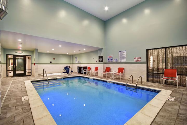 Pool 6 of 43
