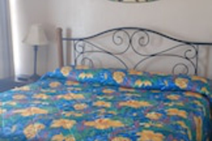 Room 7 of 15