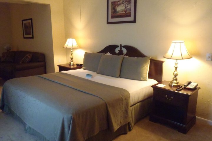 Room 12 of 39