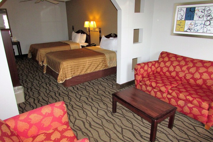 Room 22 of 37