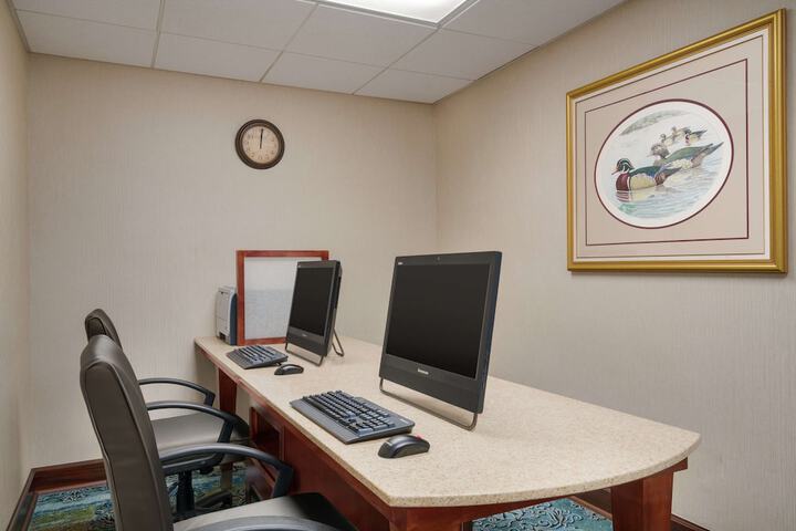 Business Center 50 of 50