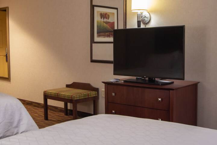 Holiday Inn Express Yreka-Shasta Area by IHG