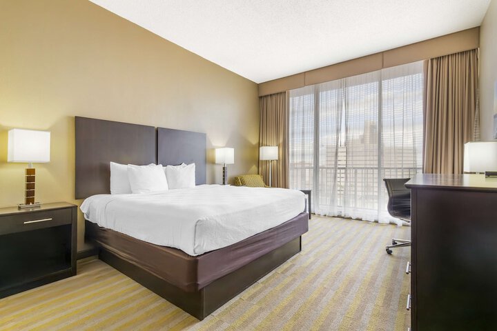 Room 14 of 25