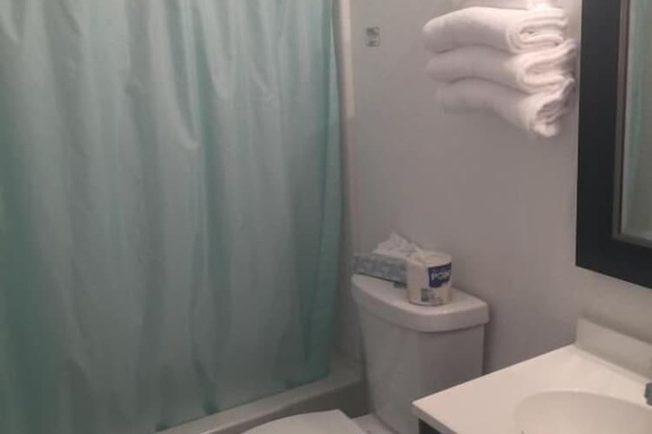 Room 9 of 22
