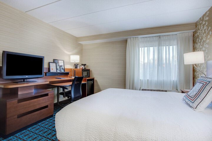 Room 20 of 33