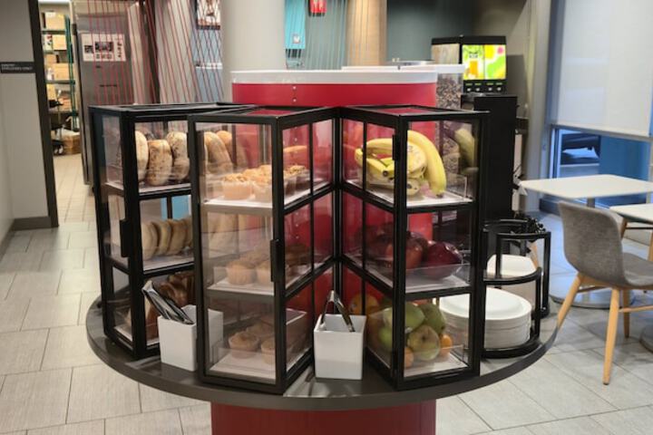 avid hotel Kalamazoo East by IHG