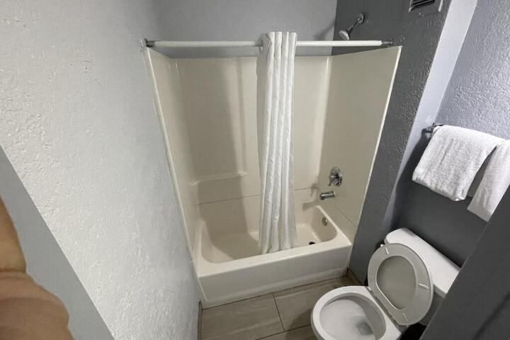Room 47 of 56
