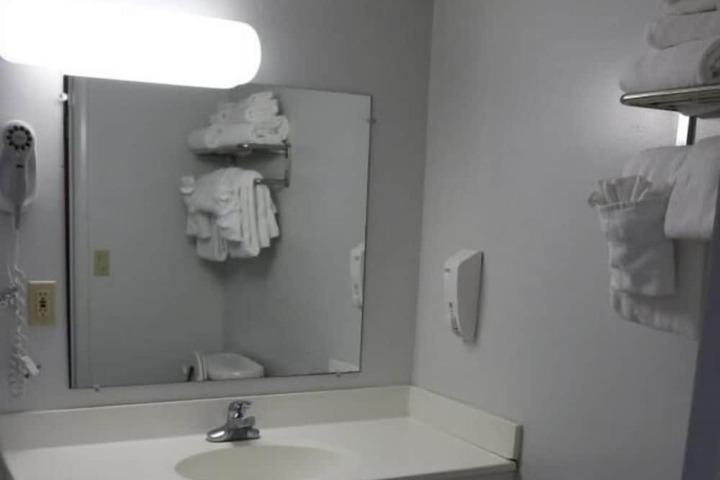 Room 19 of 42