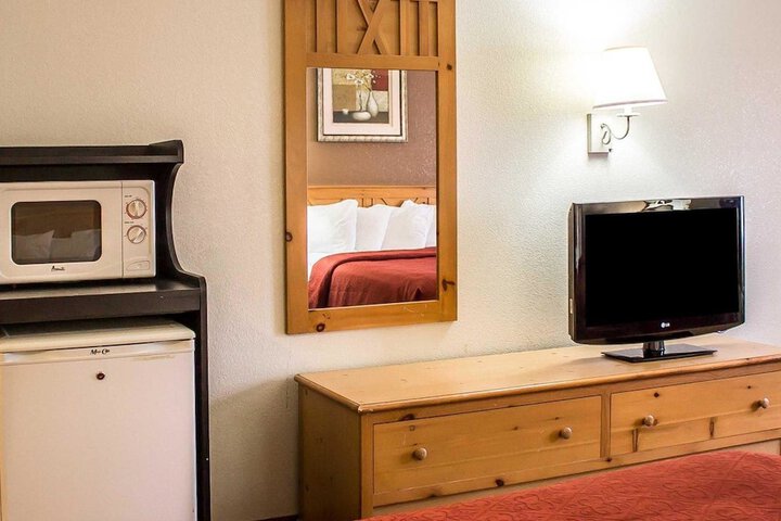 Quality Inn Elyria
