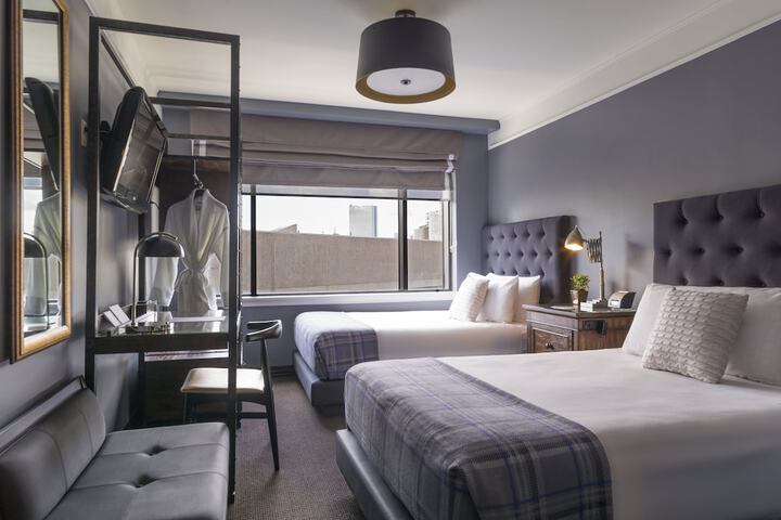 Room 16 of 37