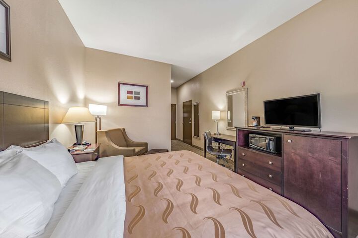 Room 28 of 52