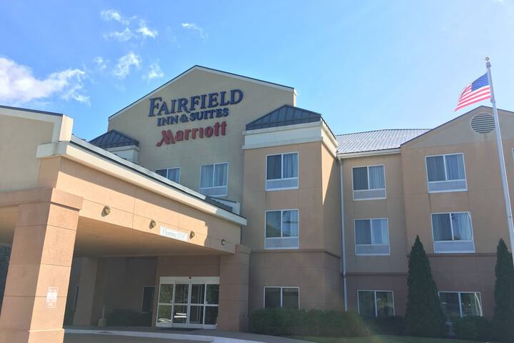 Hotel 4 of 76