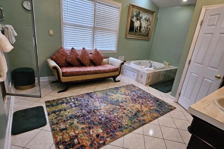 Stone Manor Boutique Inn