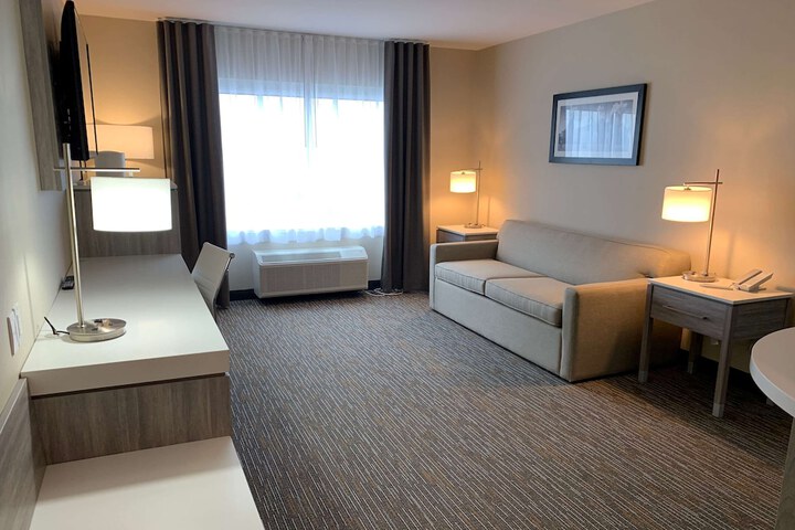 Room 48 of 109