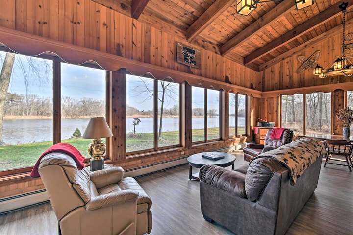 Eagles Nest - Baraboo Cabin on Wisconsin River!