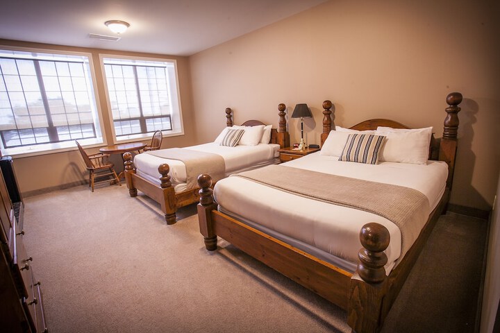 Room 43 of 82