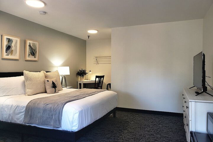 Room 10 of 22
