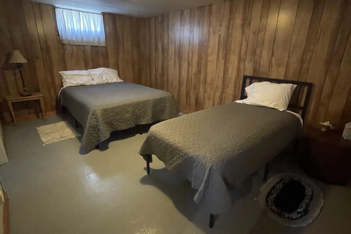 Room 152 of 234