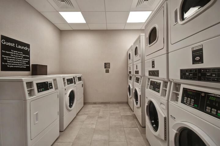 Homewood Suites by Hilton Orlando at Flamingo Crossings
