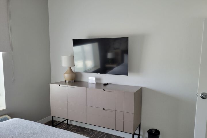 Room 21 of 33