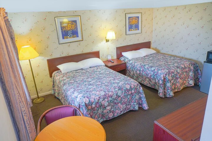 Room 16 of 27