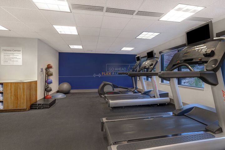 Holiday Inn Express & Suites Moab by IHG